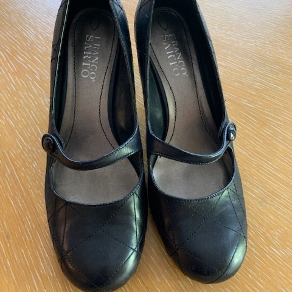 Franco Sarto Mary Jane's Black Size 8